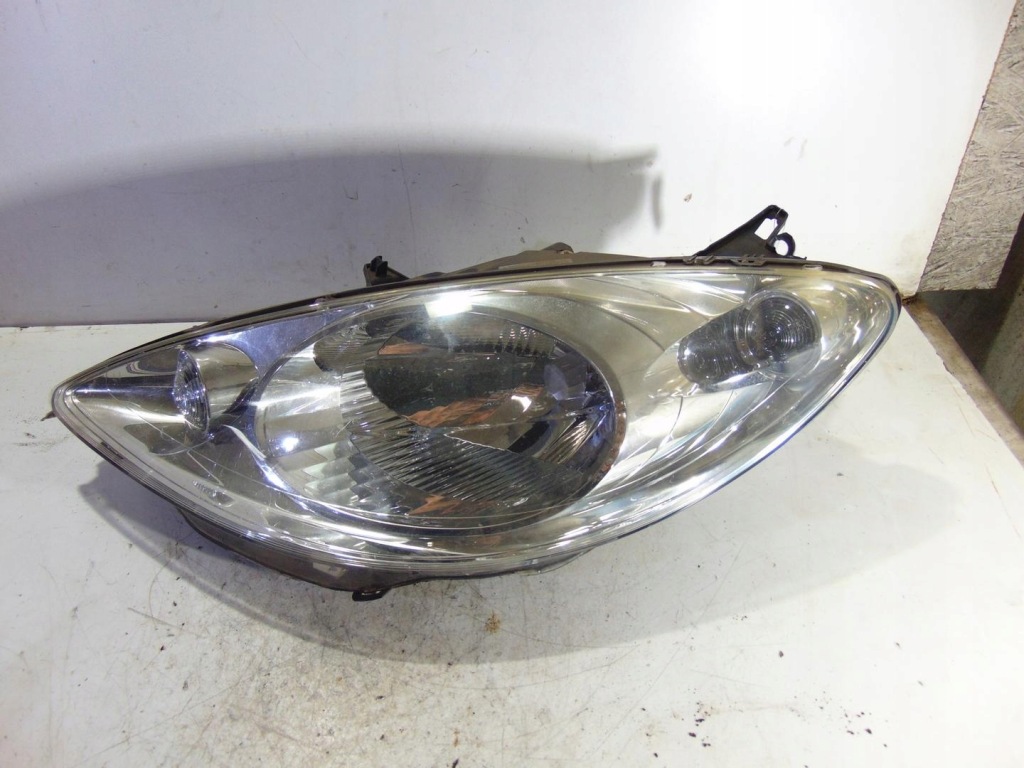 фото №1, Лампа левая передняя перед 1007 9644997280 89008982