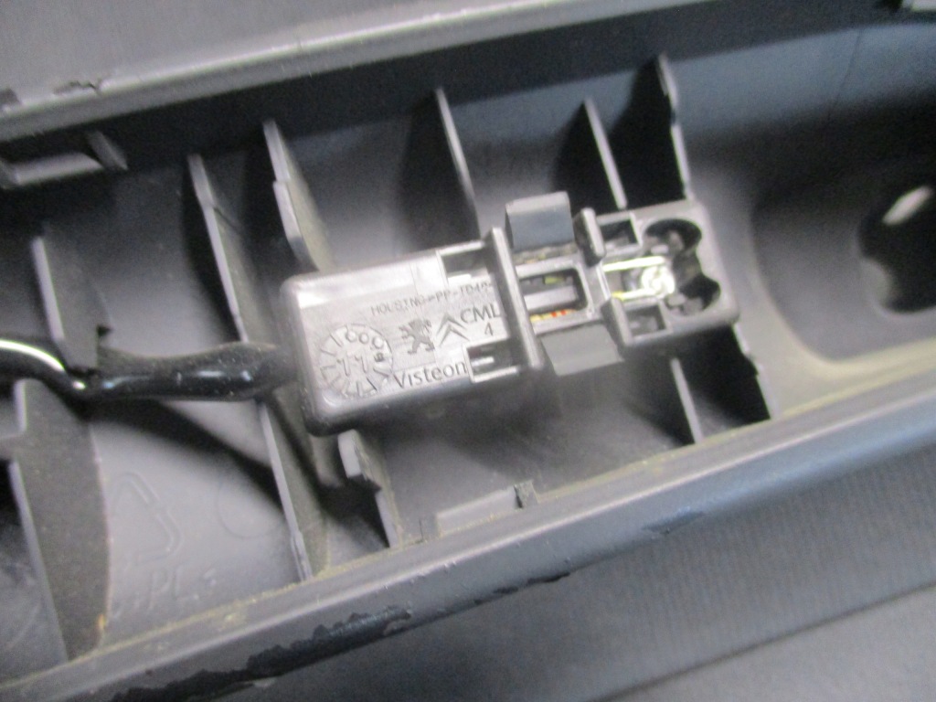 Карка левое  задняя 96876493 peugeot 508 1 10-14r. Доставка