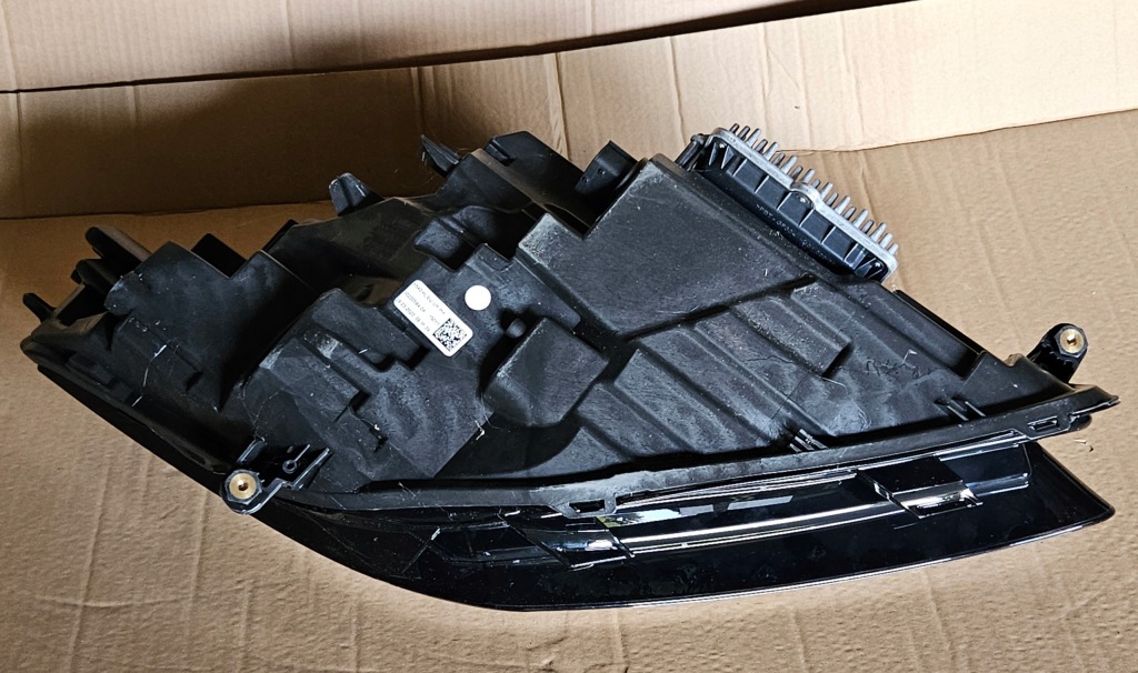 Jaguar e-pace x540 pixel m9c3 ліхтарі  full led нове Доставка