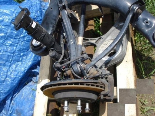 фото №1, Mercedes r-klasa w251 5.0 поворотный кулак задняя правая