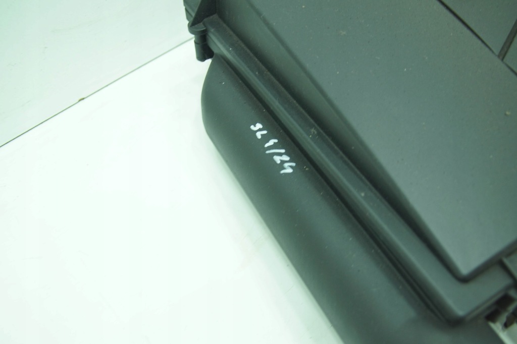 фото №3, Корпус фильтра воздуха mercedes sl500 sl r230