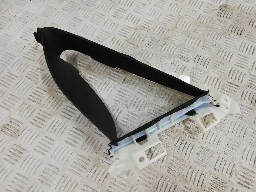 фото №1, Защита стойка правая audi a5 8w sportback s-line 8w8867288a