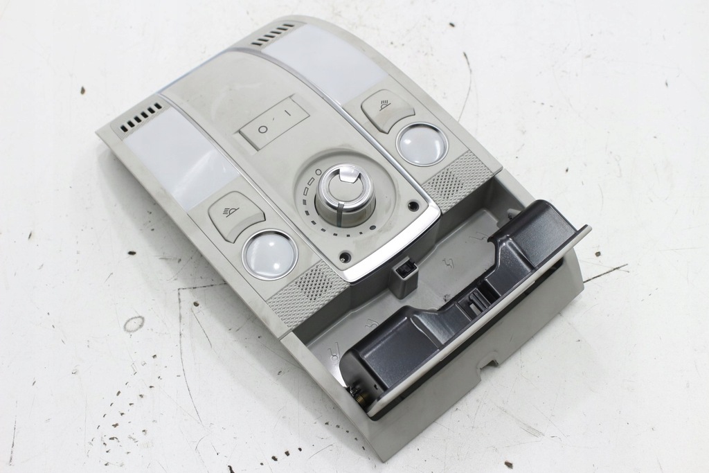 фото №12, Лампа потолочный люк audi a6 c6 4f0947135ce