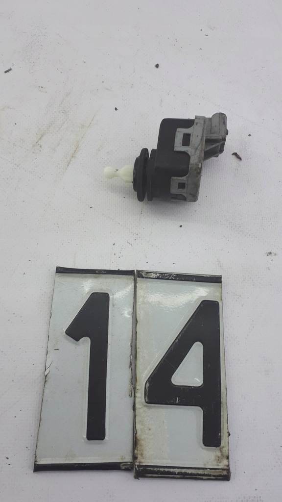 фото №1, Opel astra ii моторчик лампи