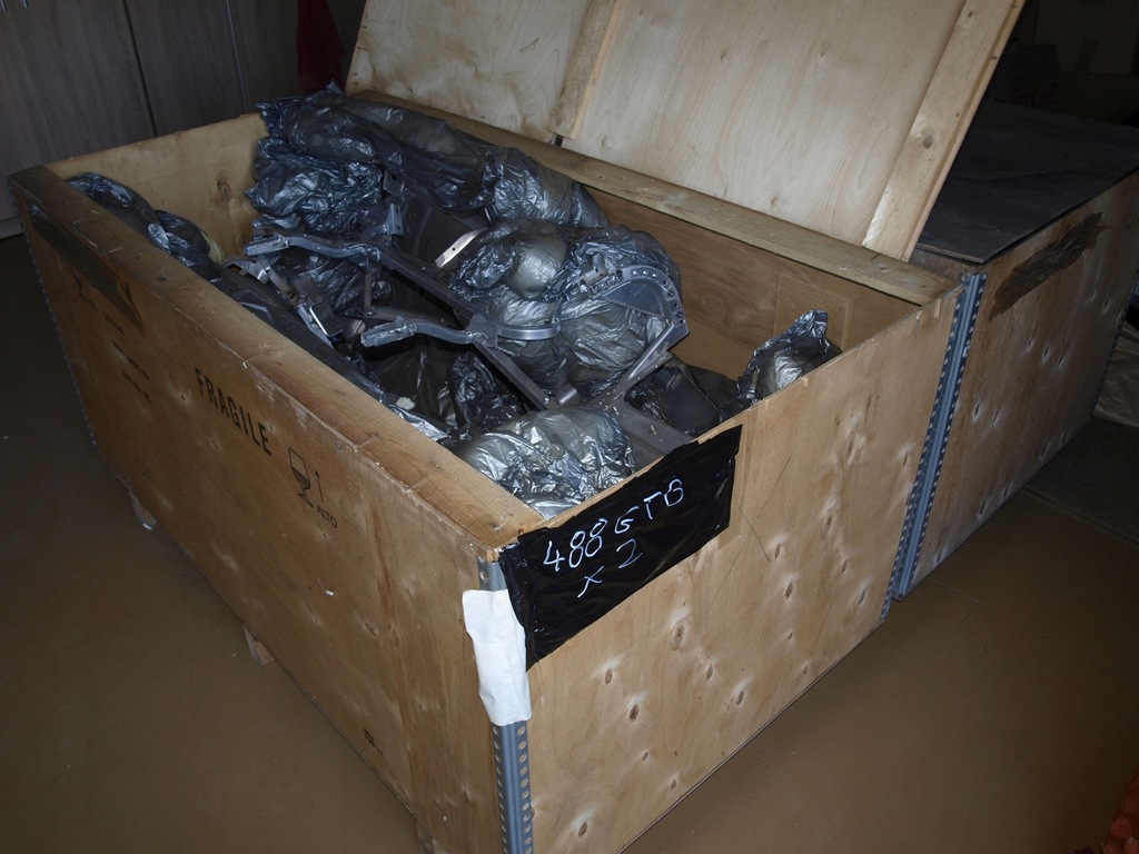 фото №15, Ferrari 488 gtb правый левый крыло балка задняя