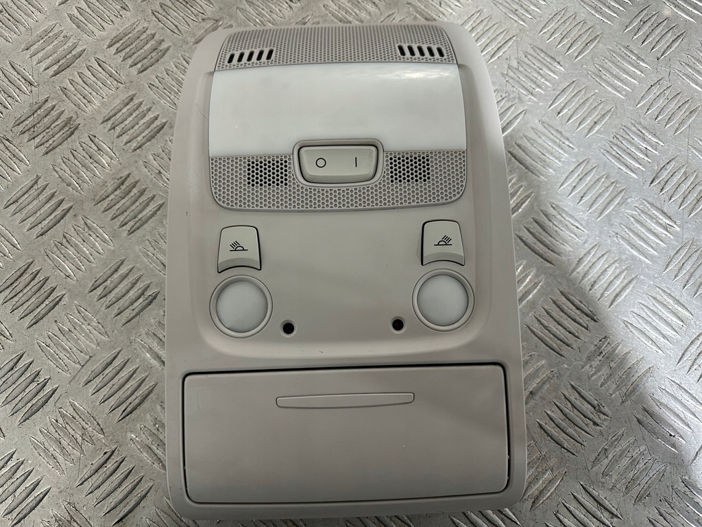 фото №11, Audi a4 b8 лампа стельовий 8t0947135a