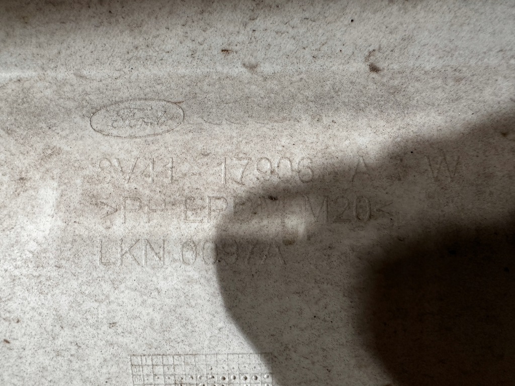 фото №13, Ford kuga mk1 бампер задня задній 8v41-17906-a