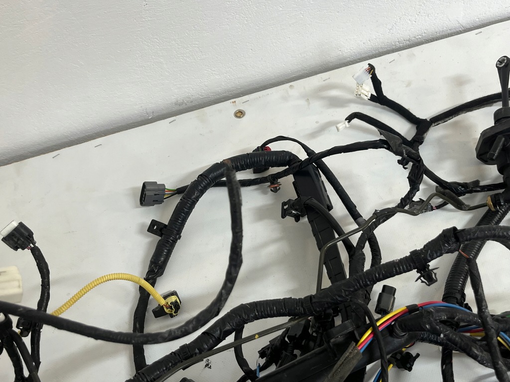 фото №12, Hyundai i20 iii 3 1.2 b 2021r джгут двигуна салону кабіни оригінал europa