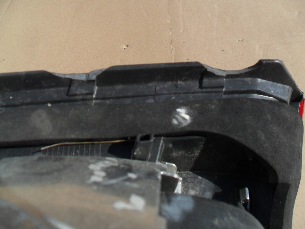 фото №16, Bmw seria 2 f45 лампа лівий задня w кришка 7311032-08