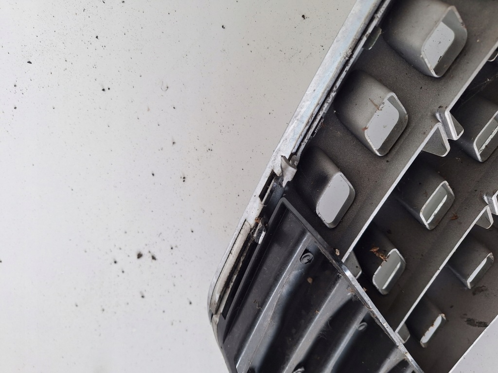 фото №2, Mercedes ml w164 05-08 решётка радиатора