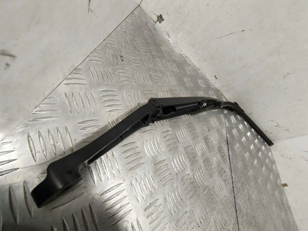 фото №5, Maserati levante 2019 важіль двірники скло задній 670032335