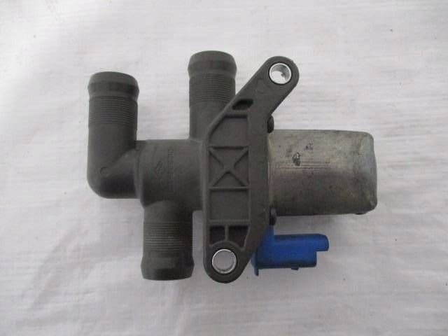 Купить Renault клапан отопителя