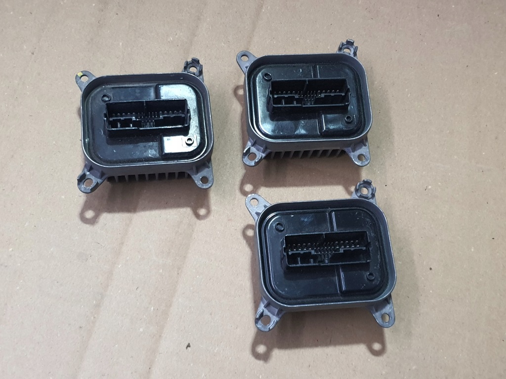 фото №1, Tesla 3 y lift преобразователь лампа p1532925-02-c