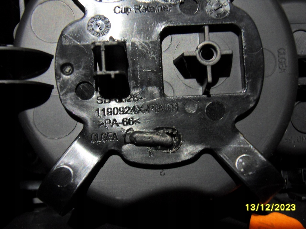 фото №13, Підлокітник тунель середній ford fiesta mk7 13r.