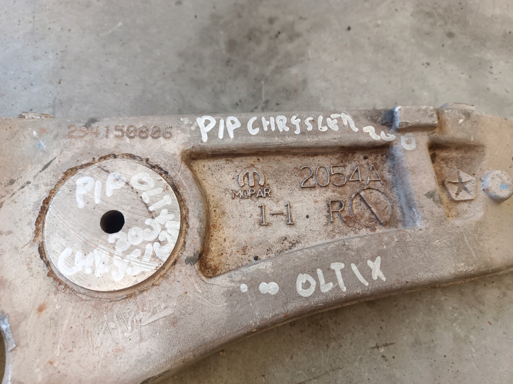 фото №14, Chrysler 200 15- рычаг перед левый правый 2.4 usa