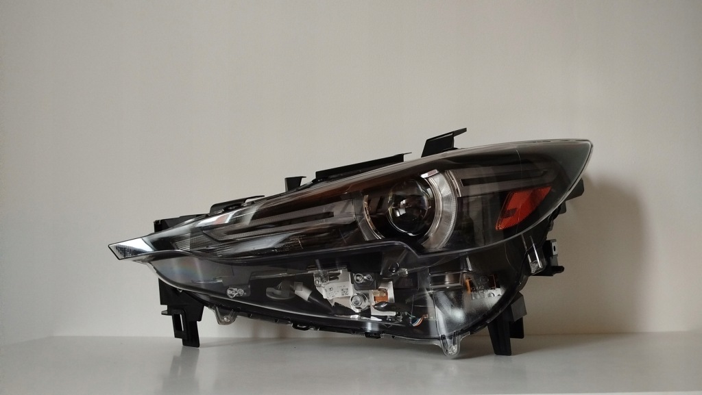 Купити Фара ліва перед mazda cx5 cx-5 2 full led поворотна 2017-21 cała гарний стан америка
