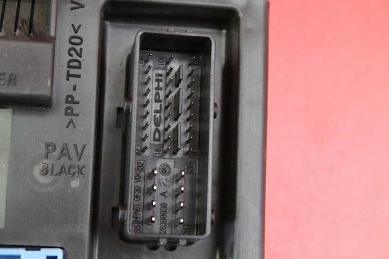 фото №7, Коробка предохранителей bsi 9830790580 citroen c3 3 iii 1.2 vti 83 km 16-20