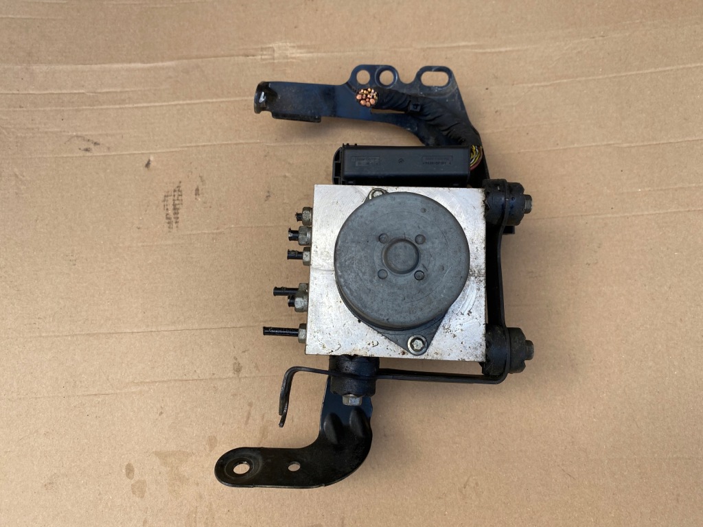 фото №5, Mini оригинальный номер 6866011 насос abs