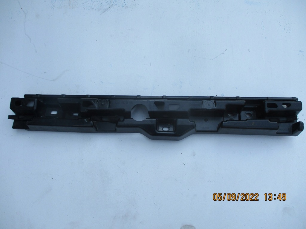 Купити Кронштейн  напрямні поріг bmw 7387343