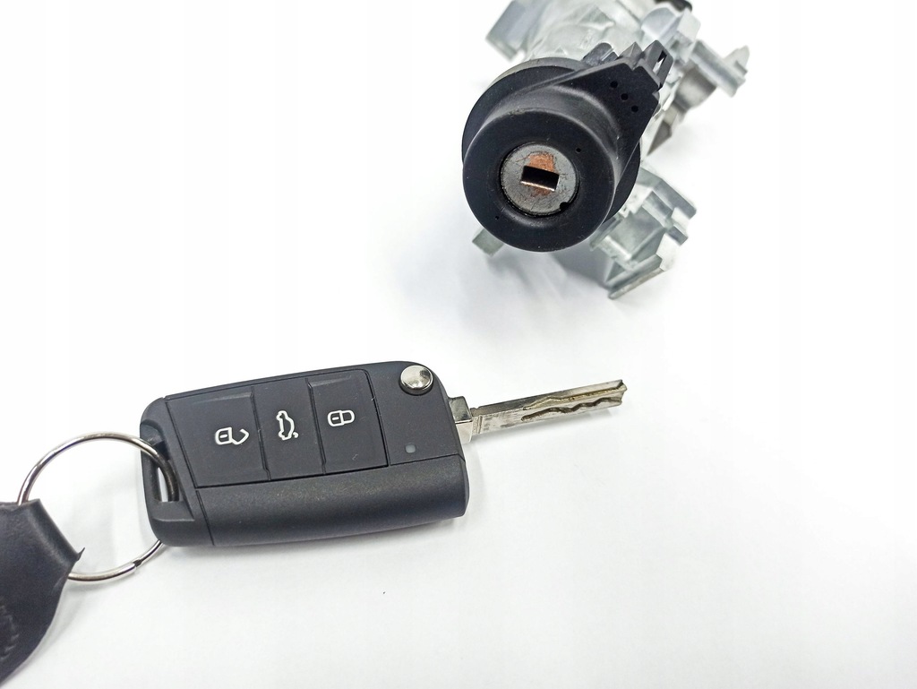 фото №11, Audi a1 2024 замка зажигания