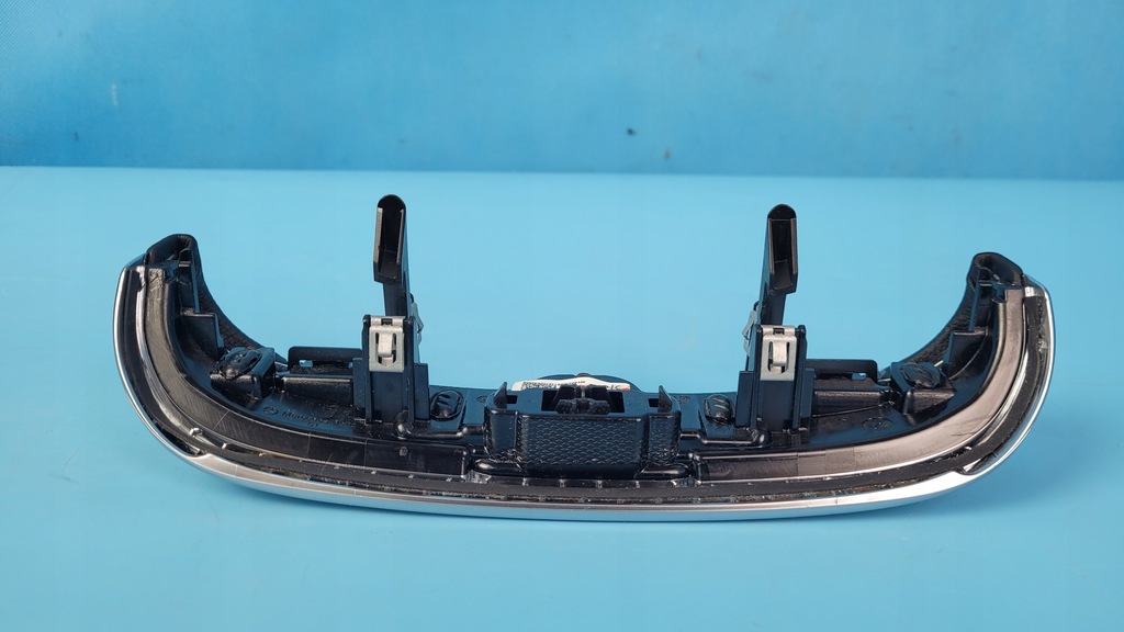 фото №7, Mercedes eqe 350+ 23r защита кнопка dekor подлокотник a2956809803