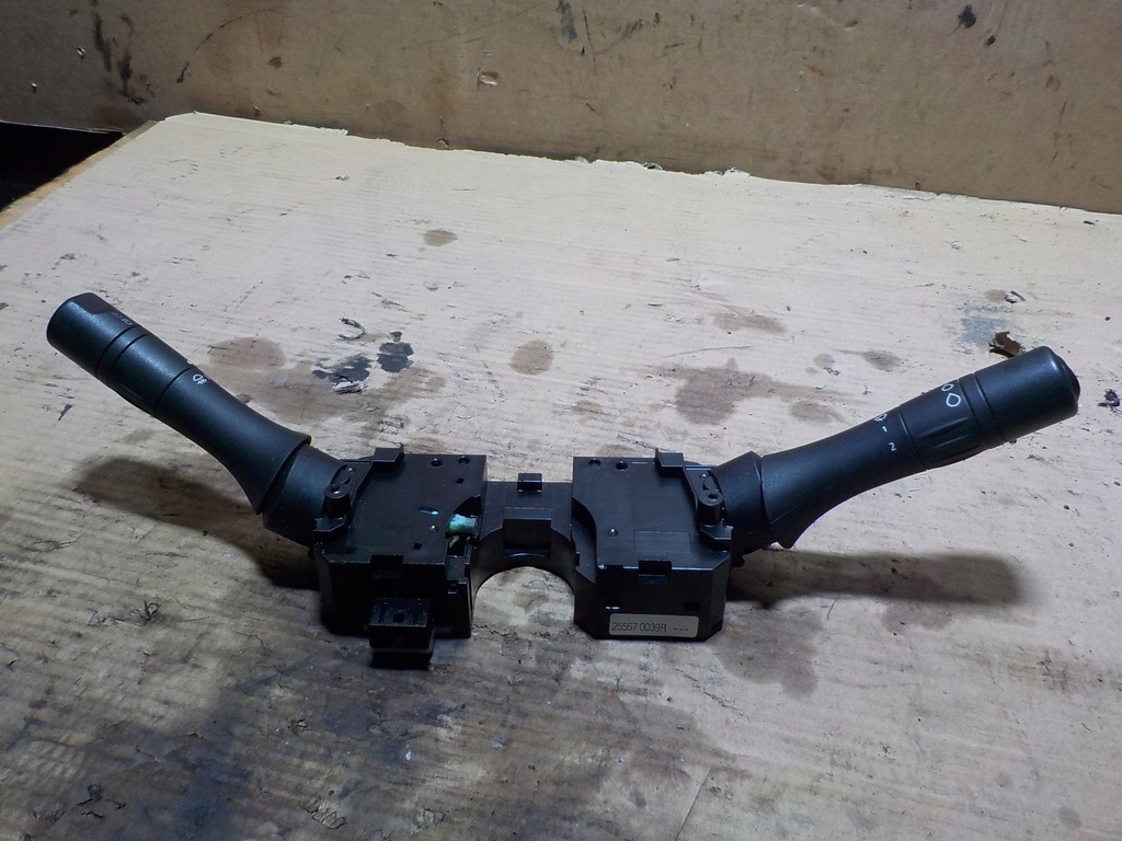 фото №9, Переключатель подрулевой переключатель renalut fluence 10r 255670039r