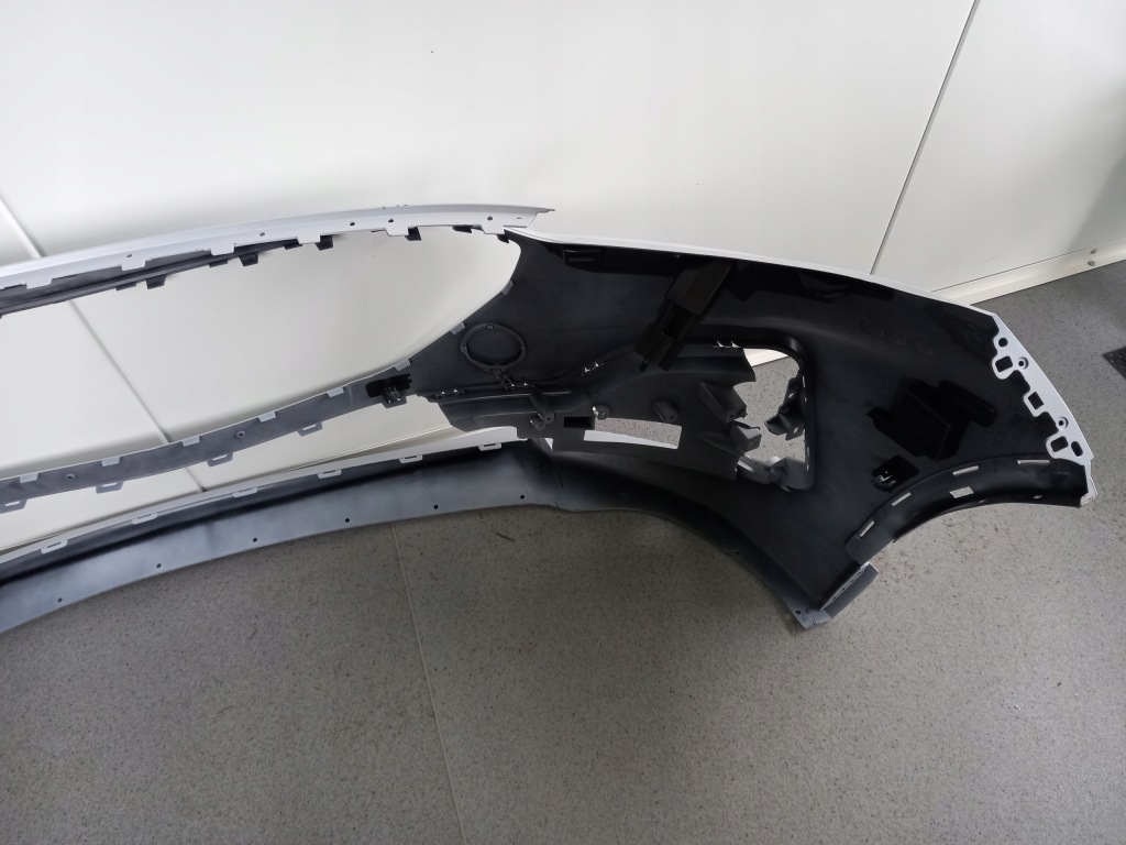 Купити Бампер передній ford s-max ii mk2 vignale gm2b-17d957-r