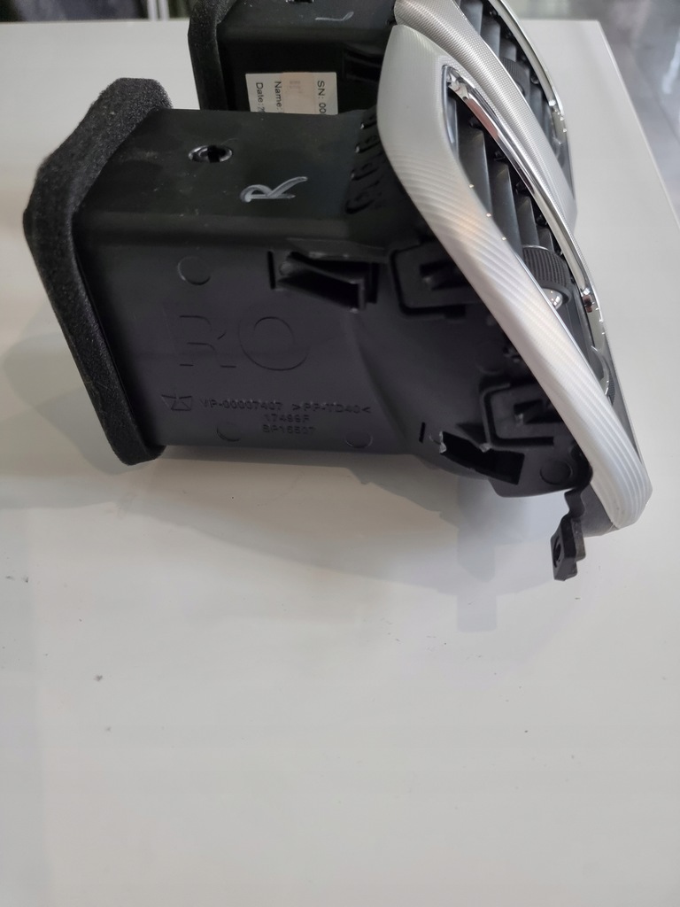 фото №8, Jeep grand cherokee wk2 lift решётка обдув левая