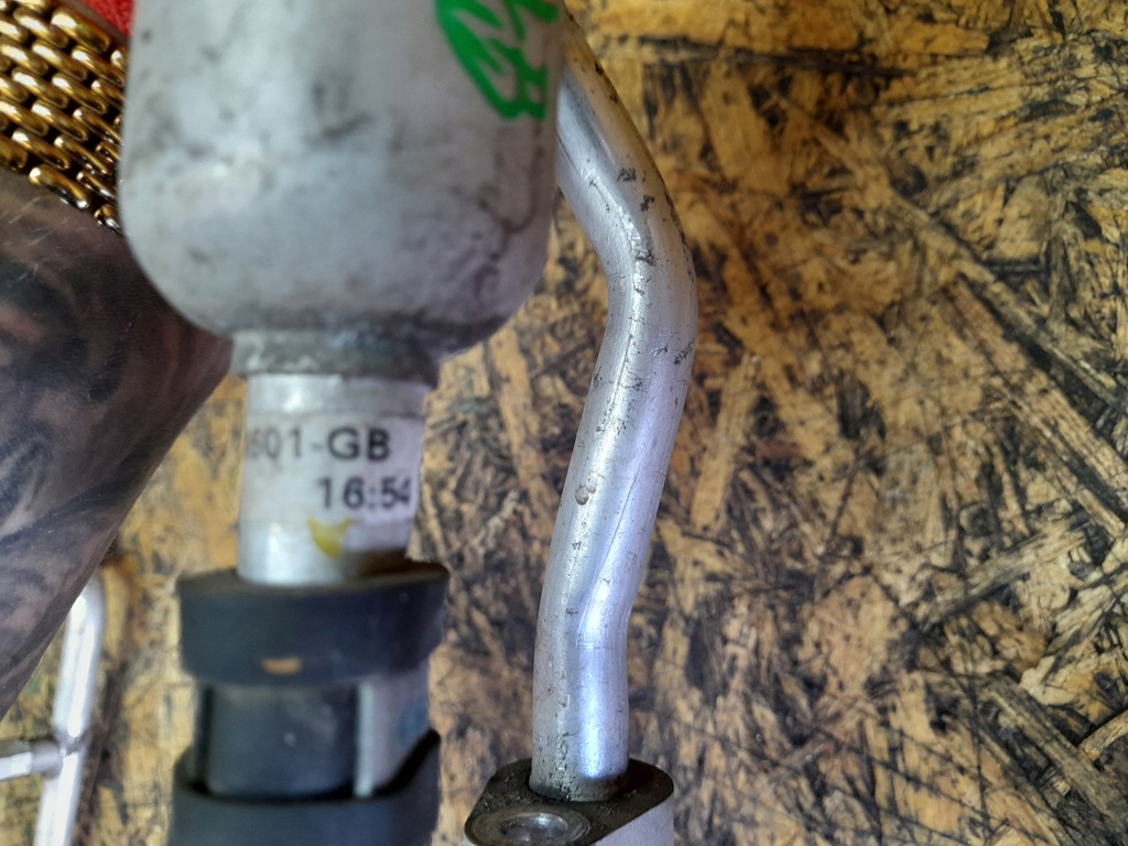 фото №2, Ford mondeo mk5 2.0 hybrid трубка кондиціонера