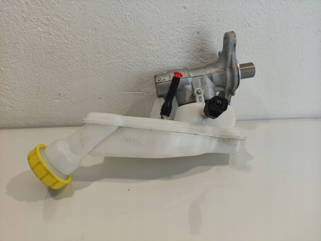 фото №5, Peugeot 208 бак рідина гальмівний 32069745