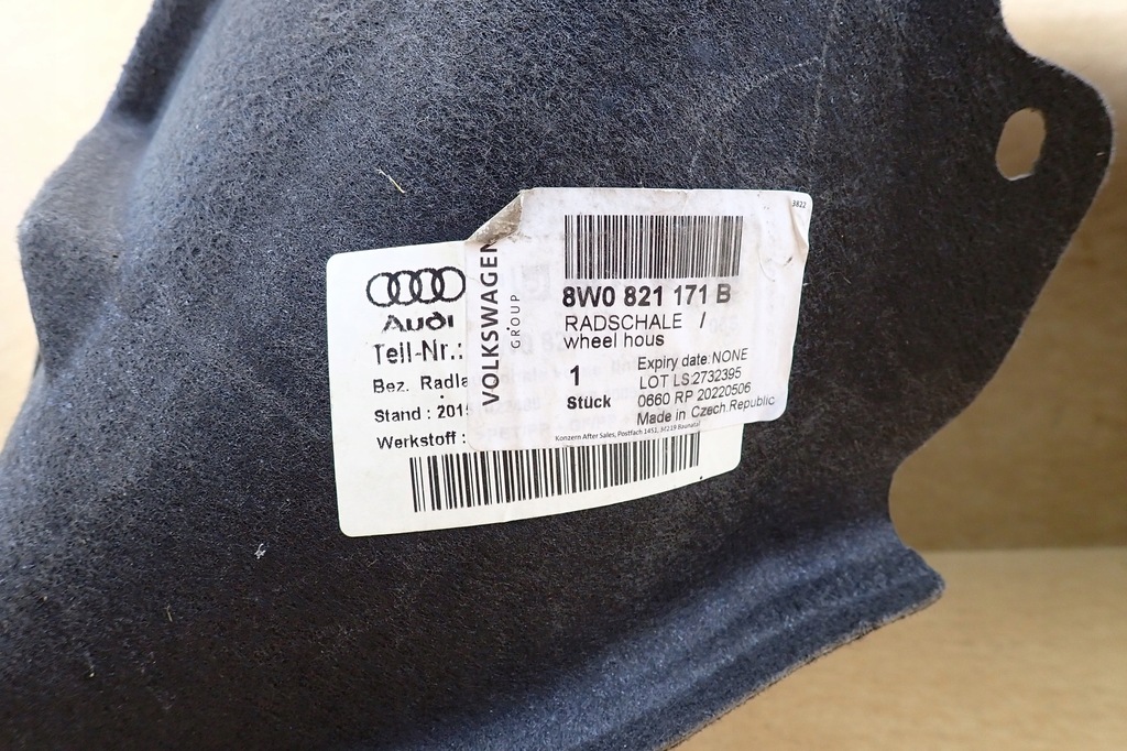 фото №6, Audi a4 b9 подкрылок левая перед передние 8w0821171b