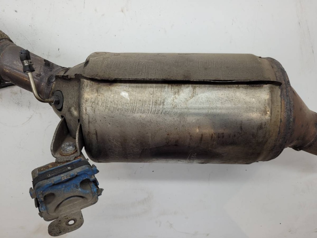 Каталізатор kat фільтр dpf renault h208028806r оригінал Зі Шроту