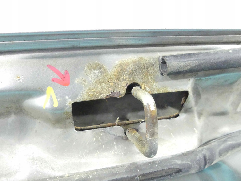 фото №13, Капот mitsubishi pajero pinin серебристый h00 98-07