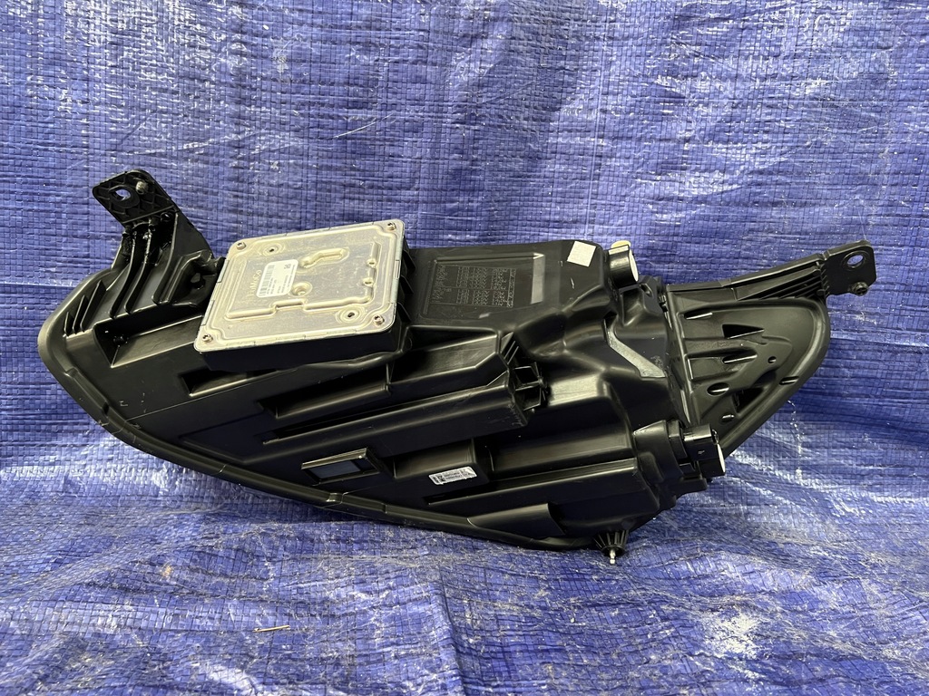 фото №5, Ford focus mk4 правая лампа full led