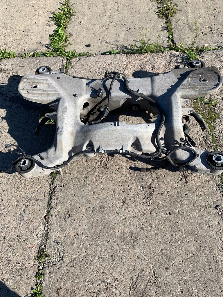 фото №1, Подрамник подрамник задние задняя range rover vogue l405