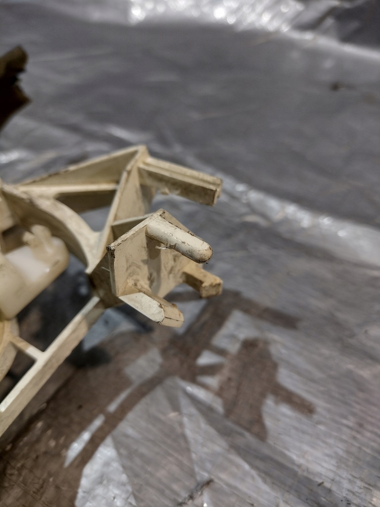 фото №15, Панель обдув mitsubishi colt v 5 оригинальный номер mr201365