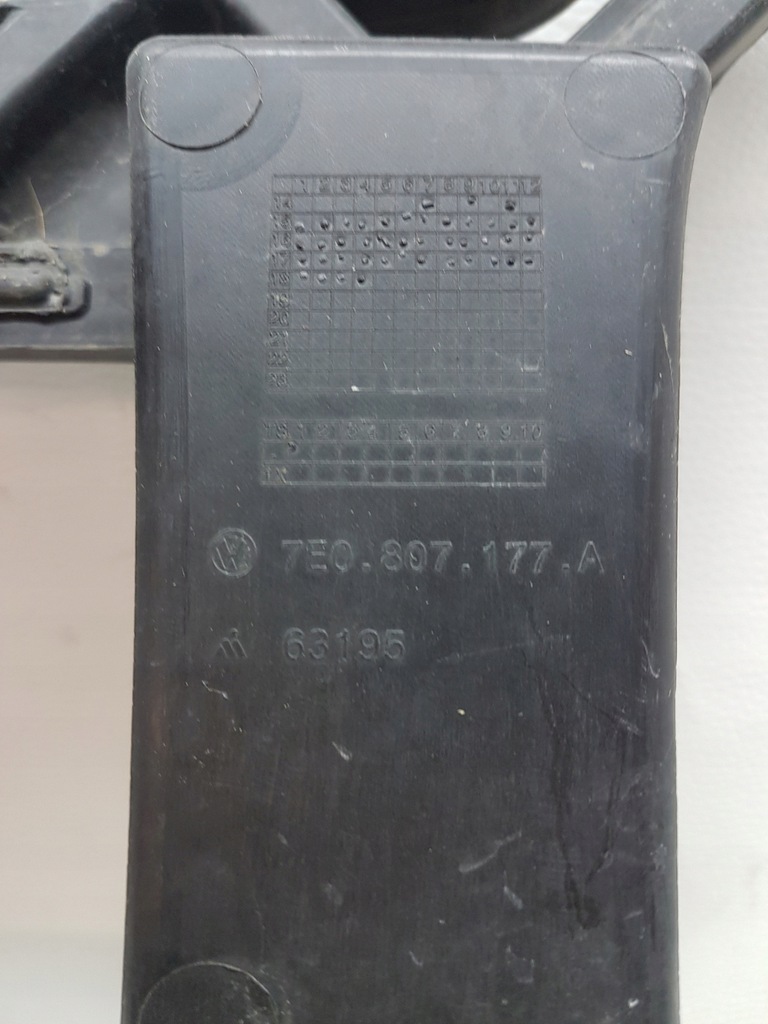 фото №9, Vw t6 transporter напрямна кронштейн w бампер перед