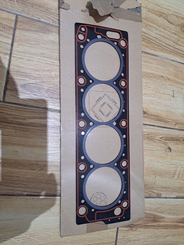 фото №1, Прокладка головки peugeot 405 0209.n1