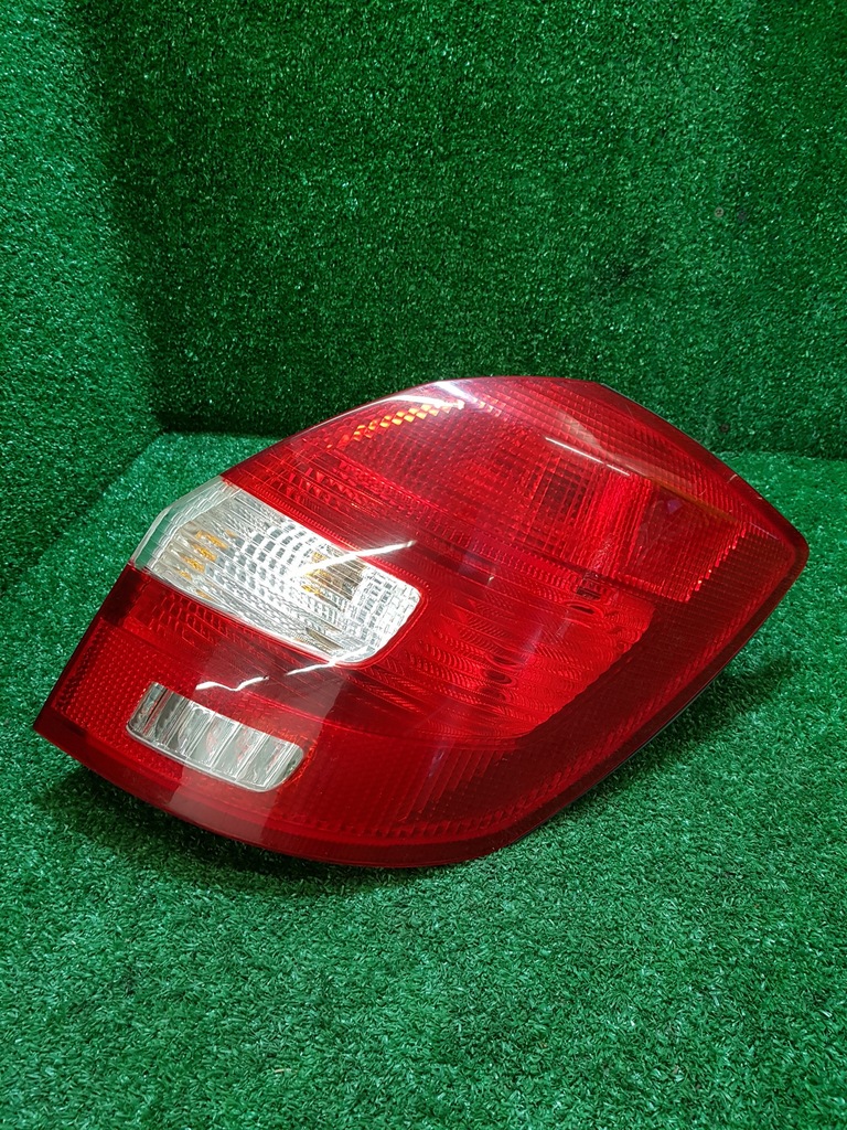 фото №1, Лампа правая задняя skoda fabia 2 5j6945096