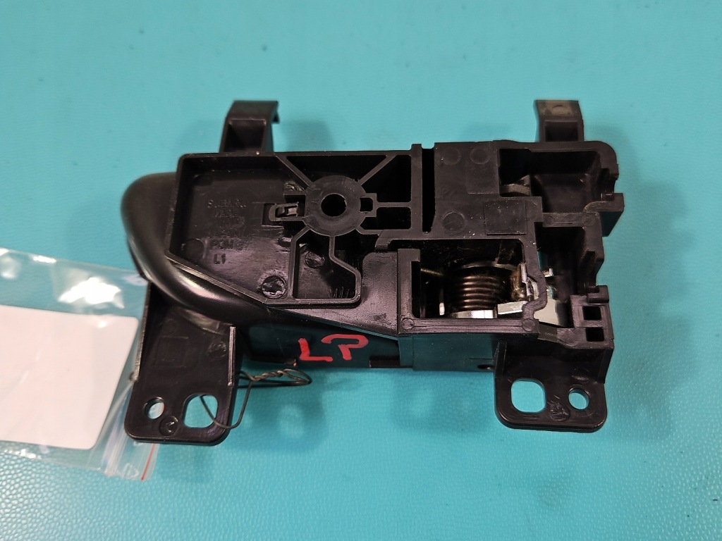 фото №3, Ручка внутренняя перед левая subaru forester iv sj 12-18