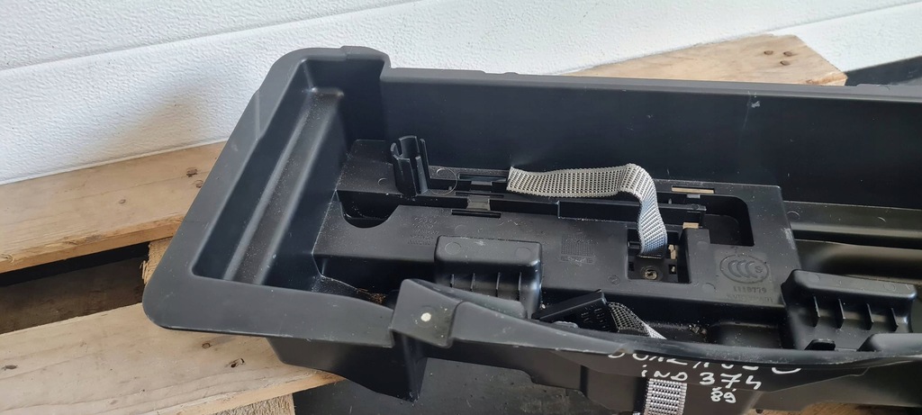 фото №9, S4 b9 8w a4 вкладыш защита коробка багажника sedan 8w0012169g