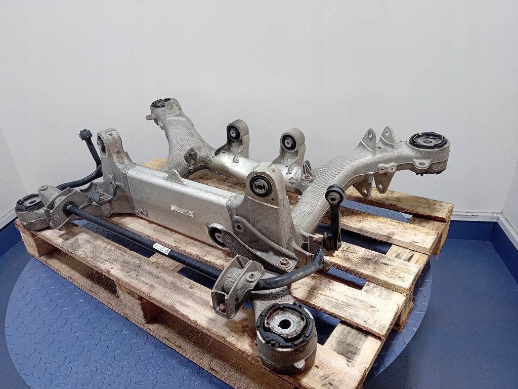 фото №4, Bmw 7 g11 g12 балка подрамник подрамник задняя 6861096