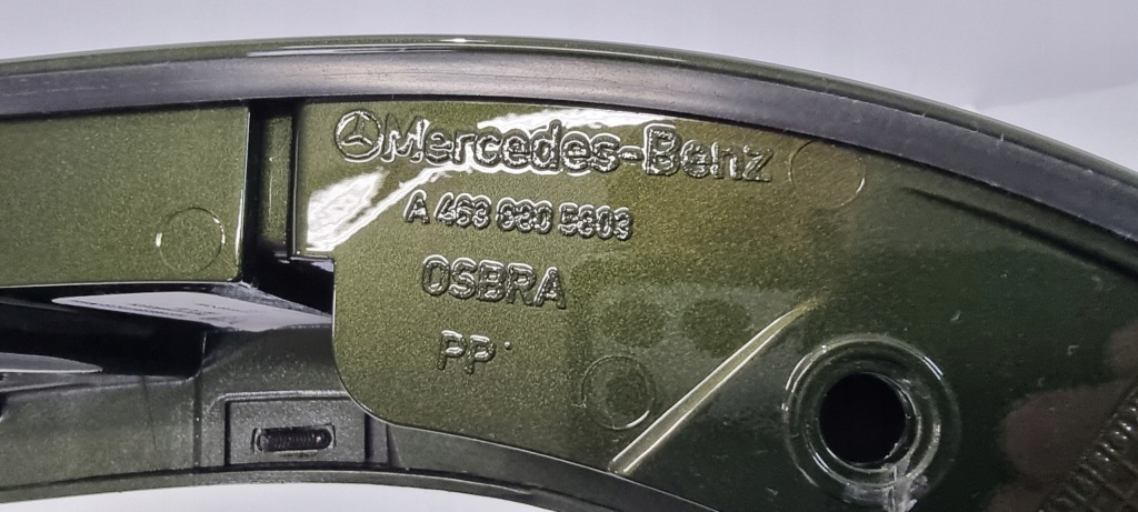 Молдинг крила правий задній mercedes g amg w463 рестайлінг  18-24 6255 Зі Шроту