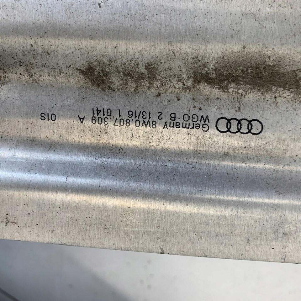 фото №11, Бампер задняя ly9c pcd балка, подкрылок, направляющие kpl. audi a4 b9 8w allroad 17r