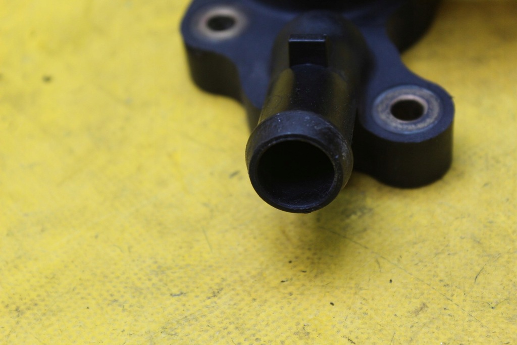 фото №6, Корпус термостата mini cooper r50 1.6 04777858ab