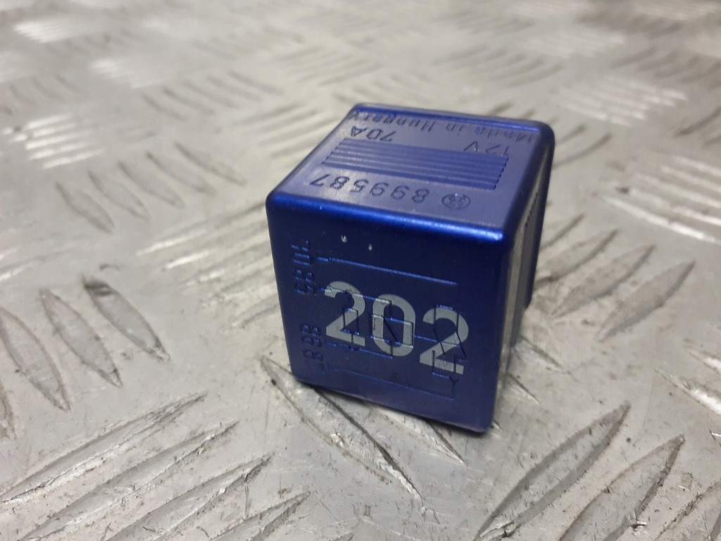 фото №1, Реле audi a3 8l 8a0951253