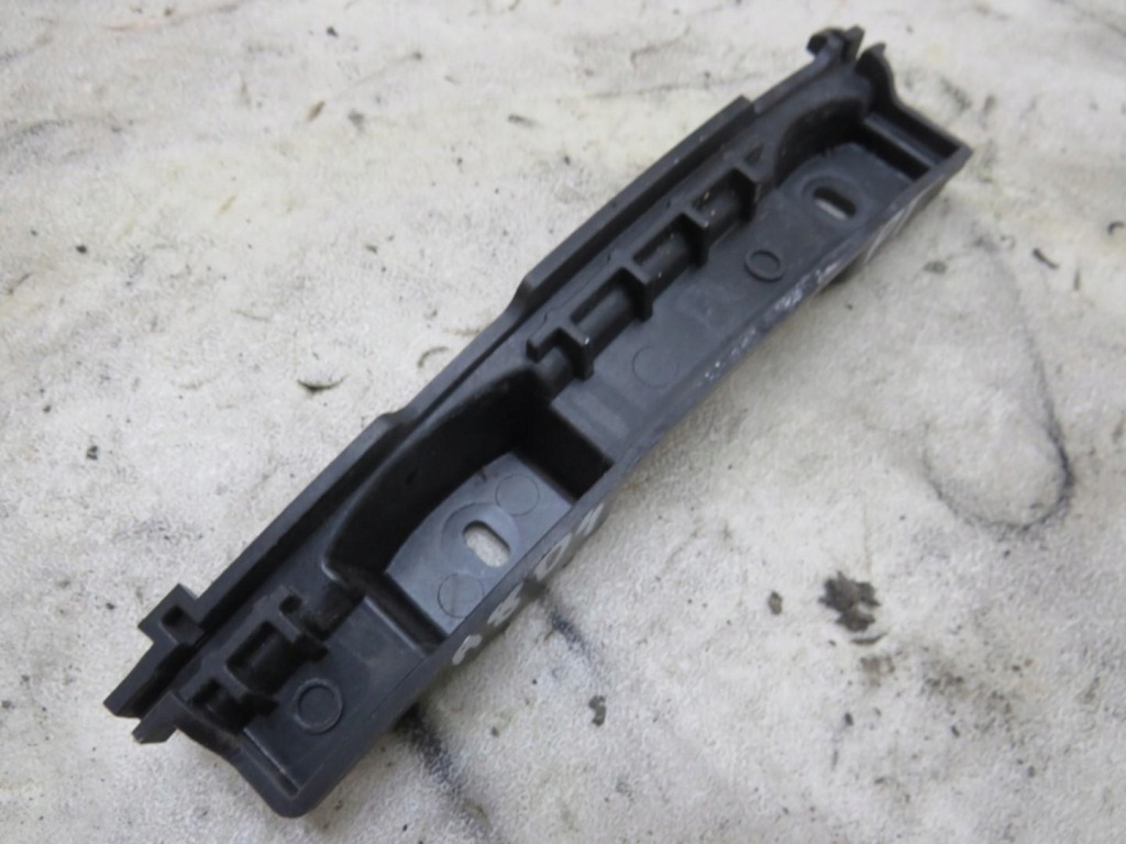 фото №1, Направляющая правый задняя audi a8 d4 4h0807366b