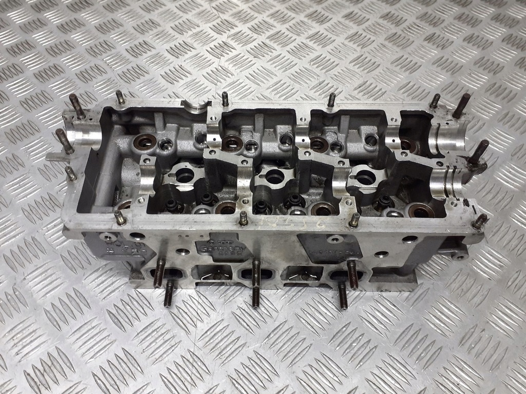 фото №1, Головка afb akn audi a6 c5 2.5 tdi