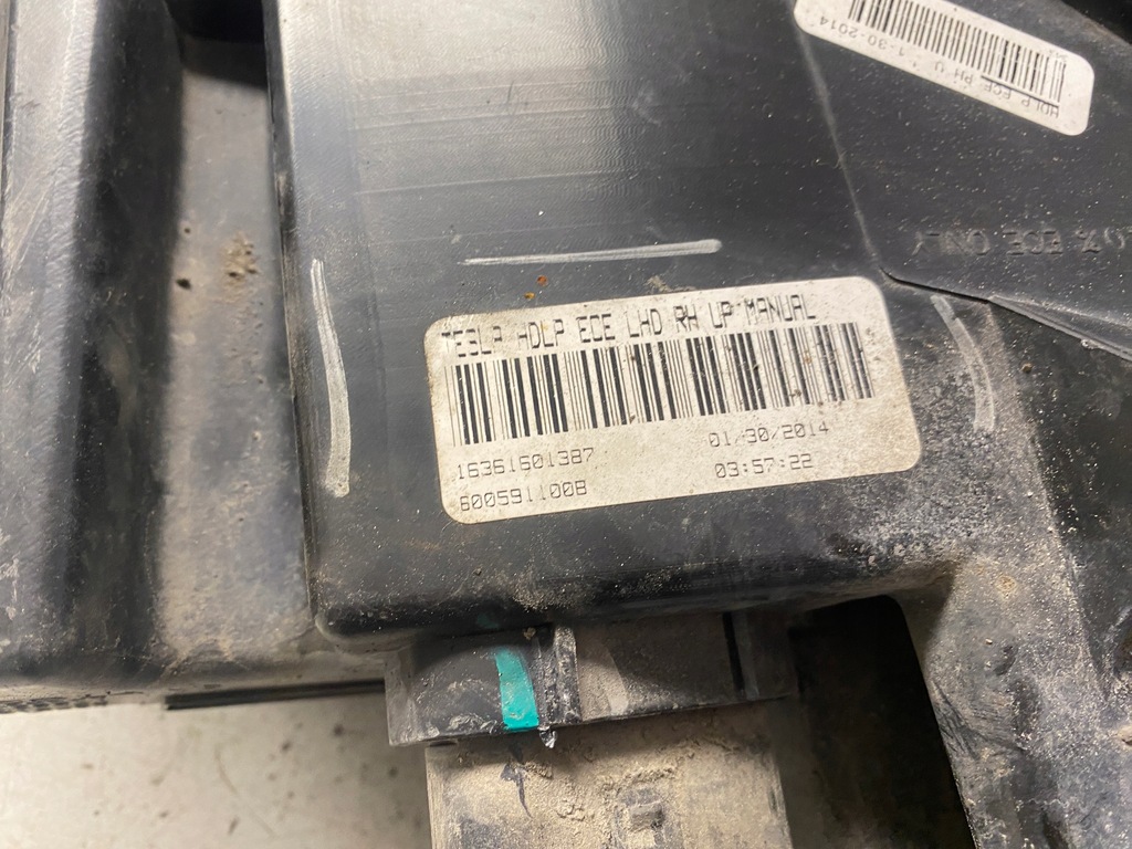 фото №9, Tesla s лампа правий перед ксенон 600591100b