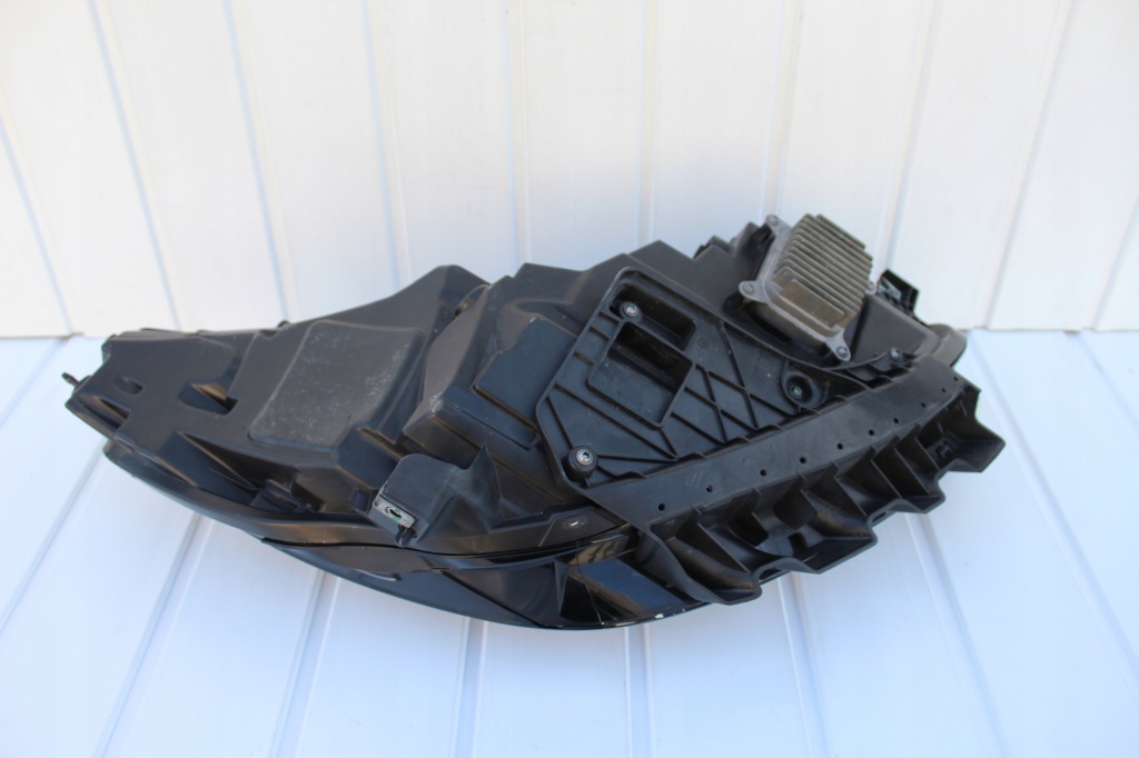 Купити Фара перед передня ліва tesla 3 y led matrix оригінал 1514952-00-d